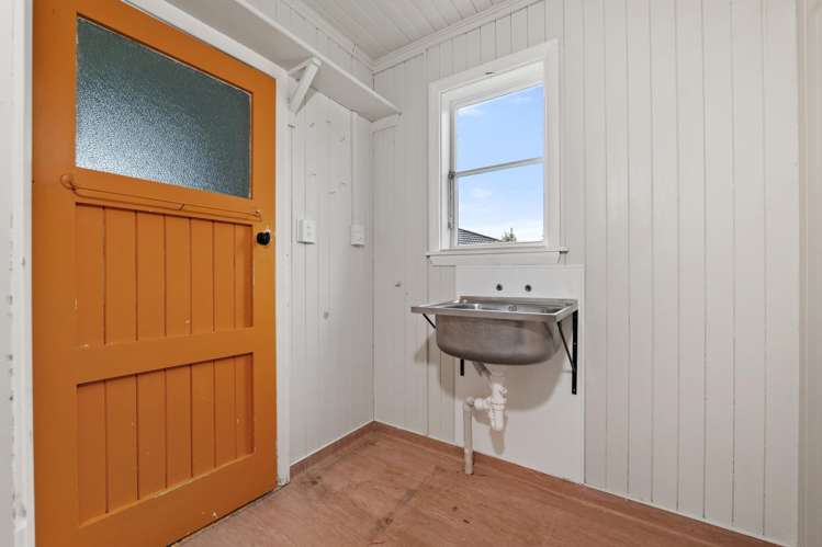 8 Lyall Place Bryndwr_15