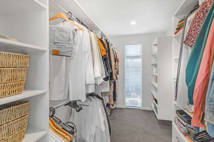 39 Dunlops Crescent Bottle Lake_13