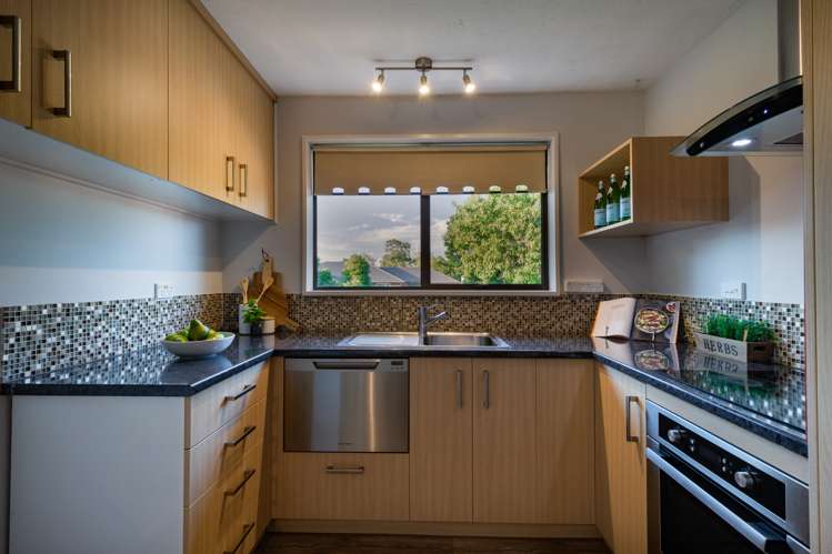 1/15 Laing Crescent Heathcote Valley_5