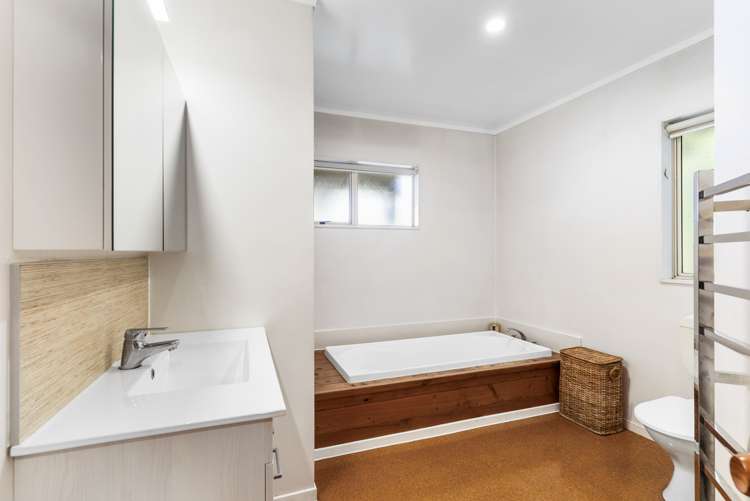 1/28 Cresta Avenue Beach Haven_16