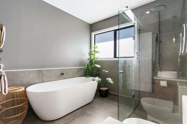 64 Riverhead Point Drive Riverhead_10