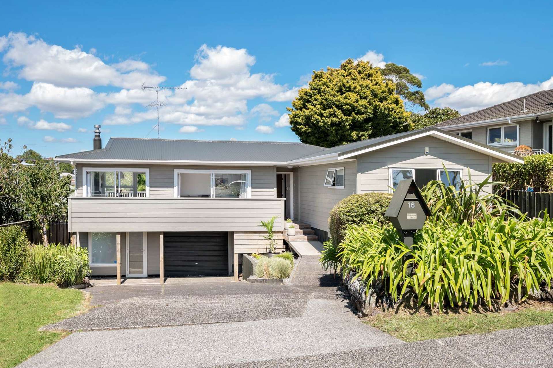 16 Boys Place Pakuranga Heights_0