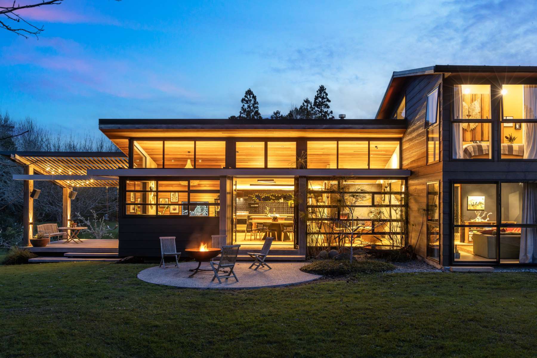 581 West Coast Road in Ōratia, Waitākere, Auckland