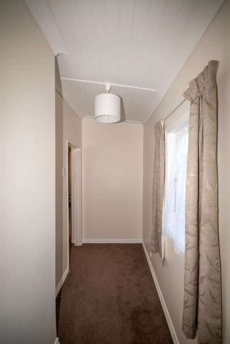 33 Crown Street North East Valley_8