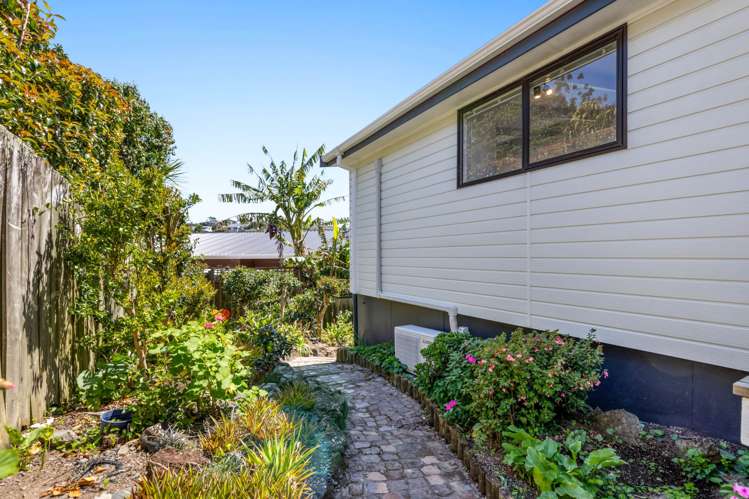 2/32 Kenneth Hopper Place Manly_16