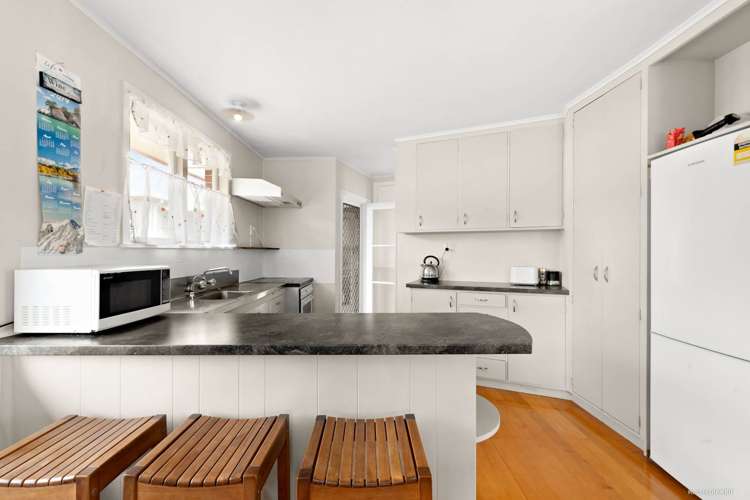 18 Renwick Street Papakura_6