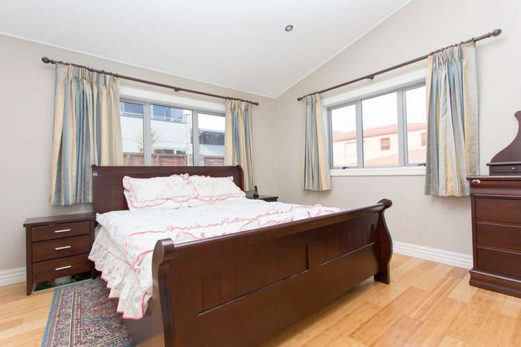 6 Jordan Street Island Bay_12