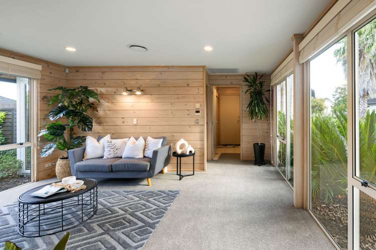 15 The Esplanade Huntington_16