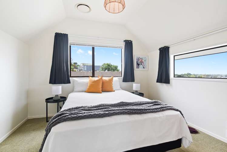 29 Glendale Drive Dinsdale_11