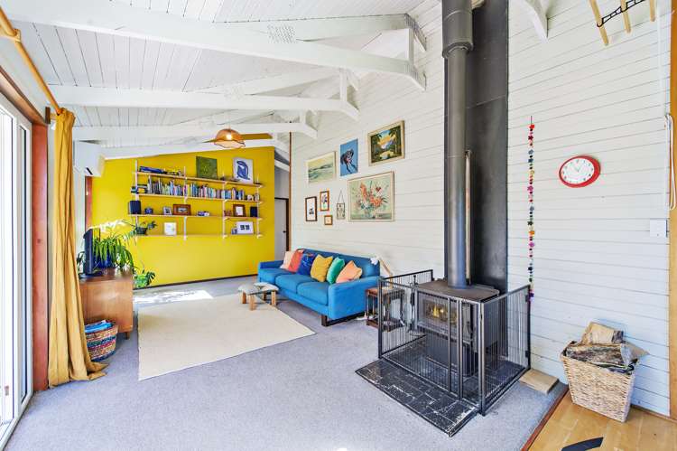 16 Ensors Place Waikuku Beach_12