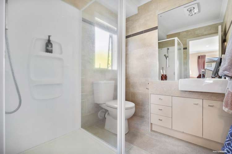 18 Bur Oak Terrace Schnapper Rock_19