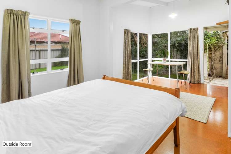 83 East Street Enderley_17