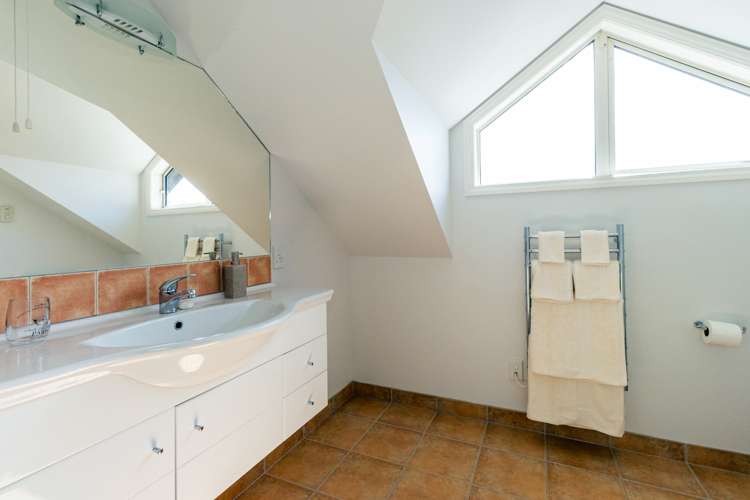 260 Spur Road Hadlow_20