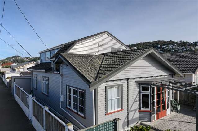 47 Puru Crescent Lyall Bay_3