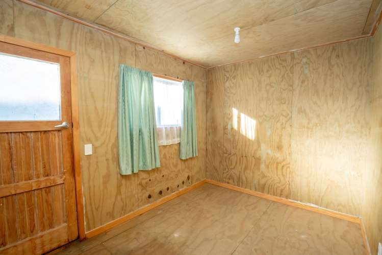 11 Hayward Road Ngatea_14