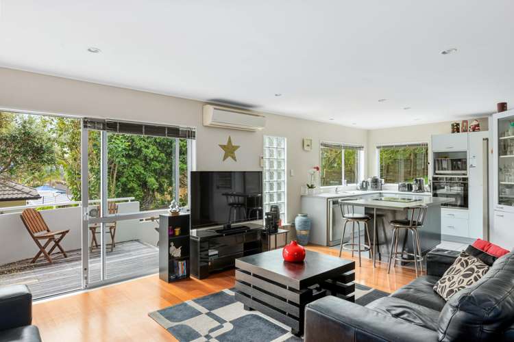 37 Vista Motu Red Beach_6