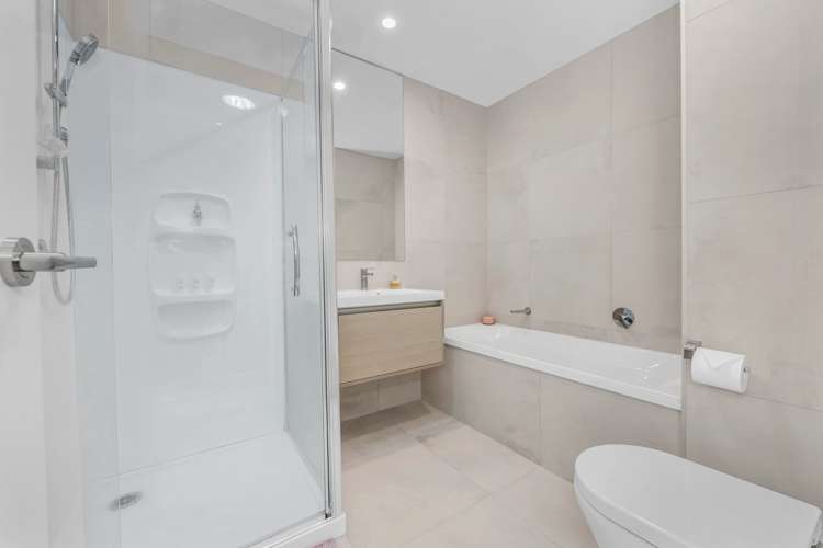 16 Rorida Lane Flat Bush_12