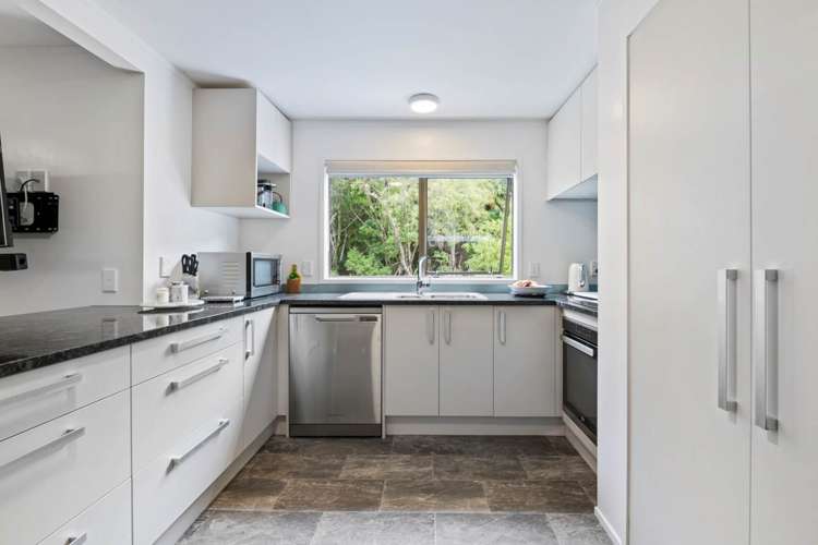 42 Glenelg Road Red Beach_7