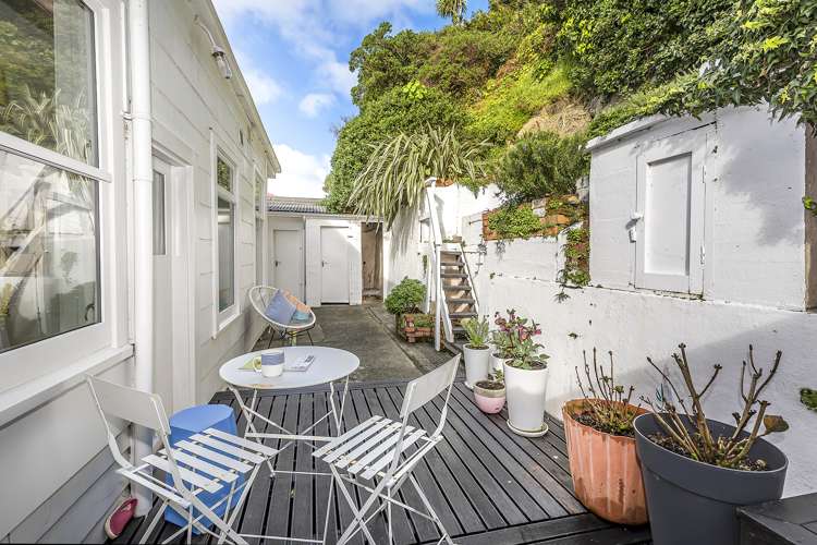 147 Marine Parade Seatoun_16