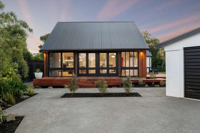 10 Esher Place Saint Martins_2