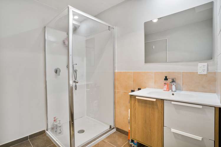 4 Iris Place Clendon Park_19