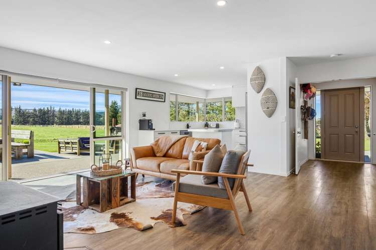 724 Loburn Whiterock Road Loburn_10