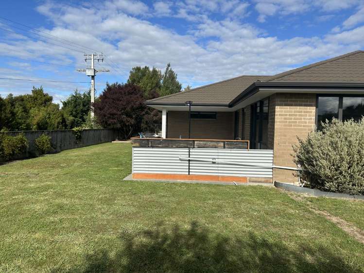 10 Les Wakefield Road 11192_16