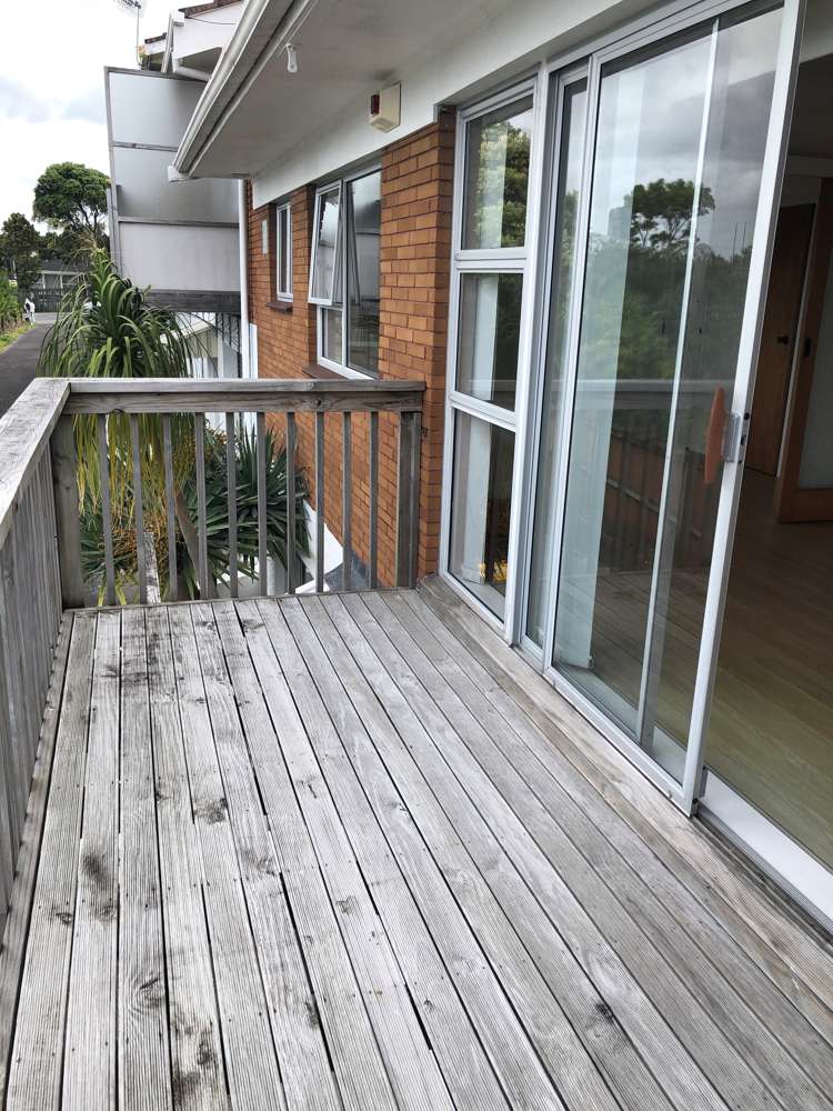 2/205 Onewa Road Birkenhead_5