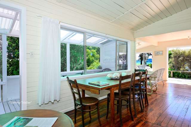 2 Domett Street Māhia_2