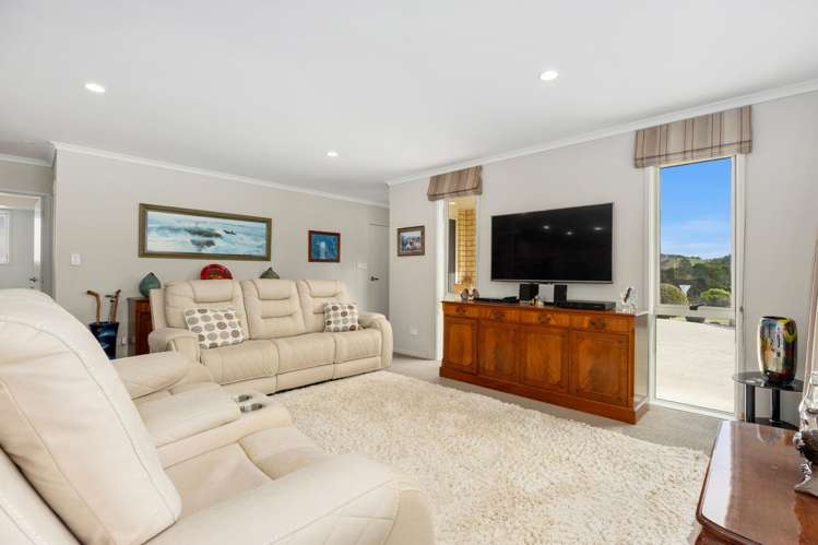 19 Hewson Drive Snells Beach_8