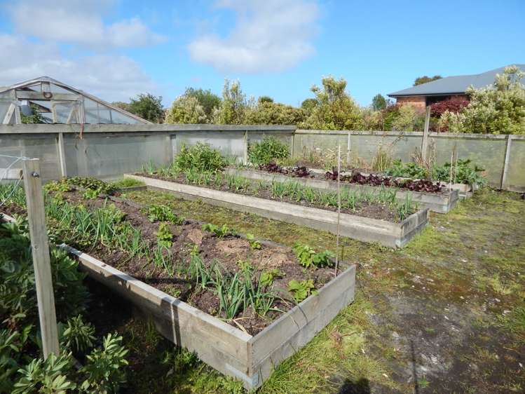 84 Brickfield Road Hokitika_7