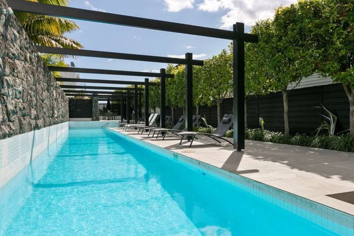 7/258 Hurstmere Road_2