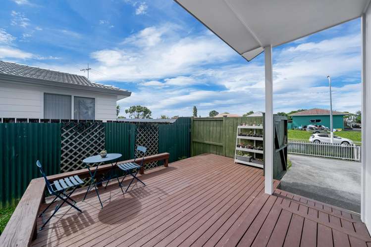2/10 Norrie Smith Avenue Flat Bush_10