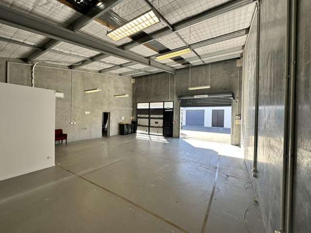 2/1013 Ferry Road Ferrymead_2