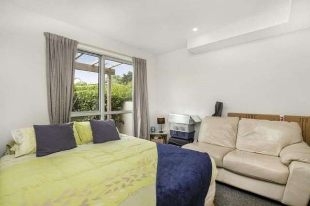 31/11 Ray Small Drive Papakura_2