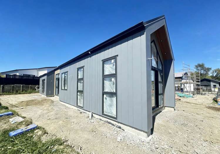 411 Te Taruna Drive Milldale_5