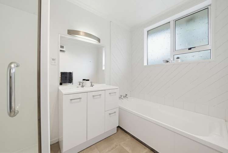 22 Gibbs Drive Woodend_13