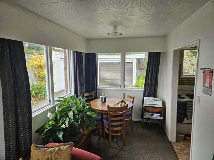 27 Tawa Street Hilltop_4