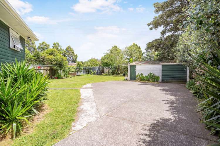 64 Clayton Avenue Otara_13