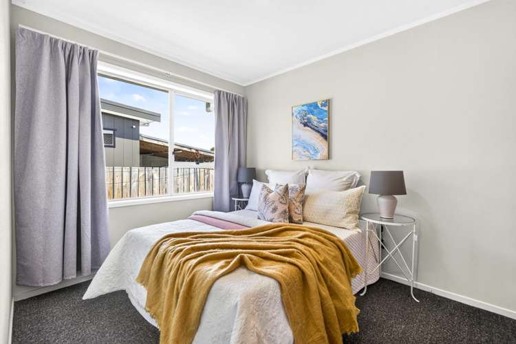 1A Melanie Place Orewa_12