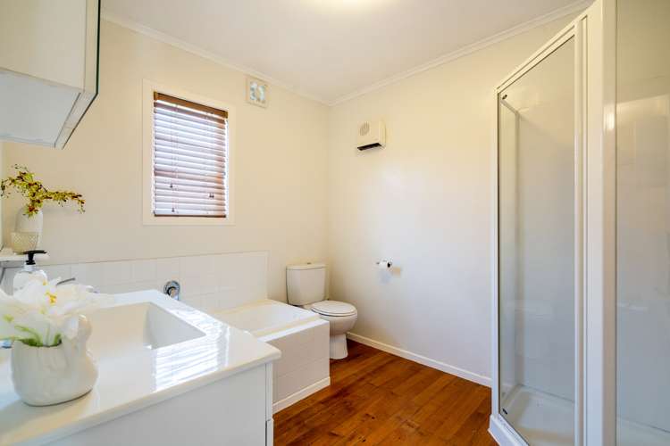 42a Old Lake Road Narrow Neck_22