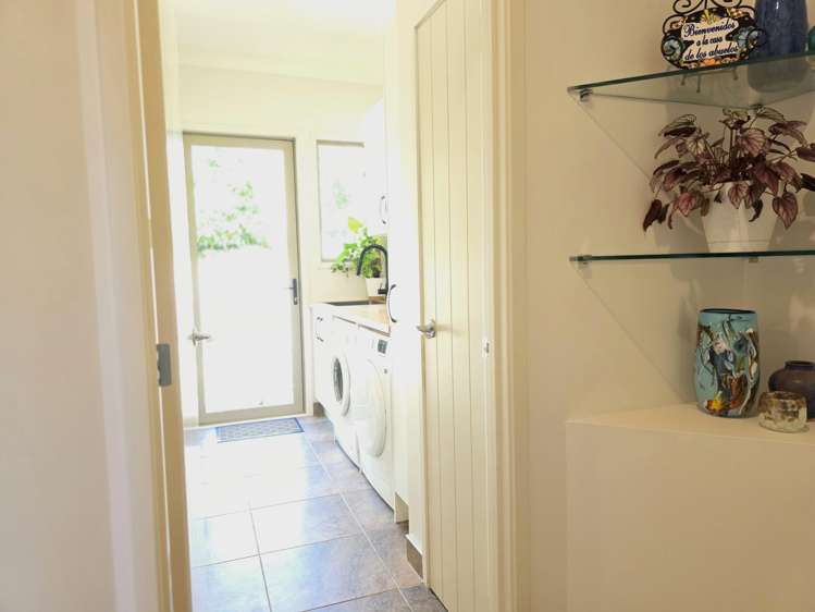 28 Churchill Drive Taradale_19