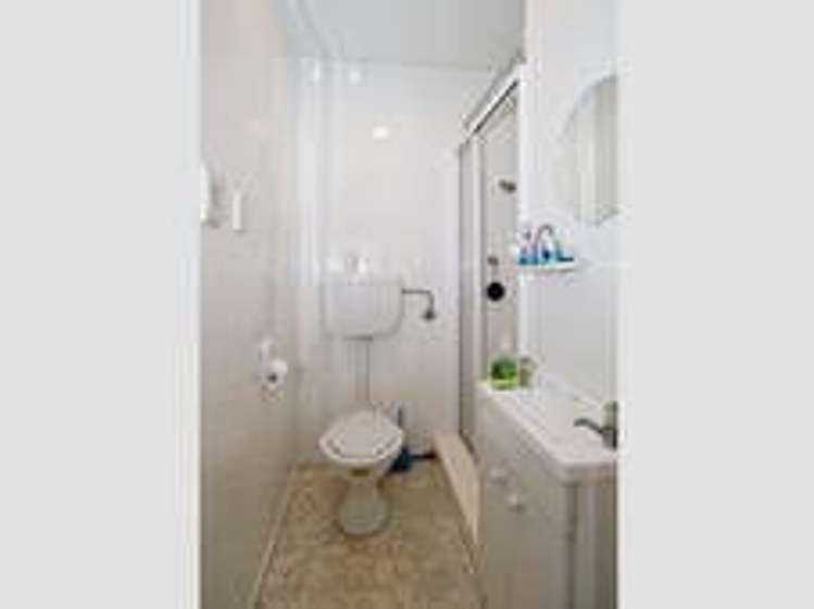 2/112 New Windsor Road New Windsor_9