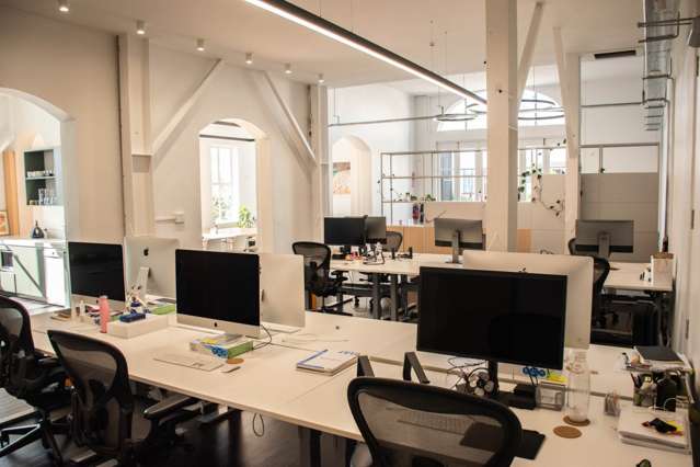 GROUND FLOOR CHARACTER OFFICE