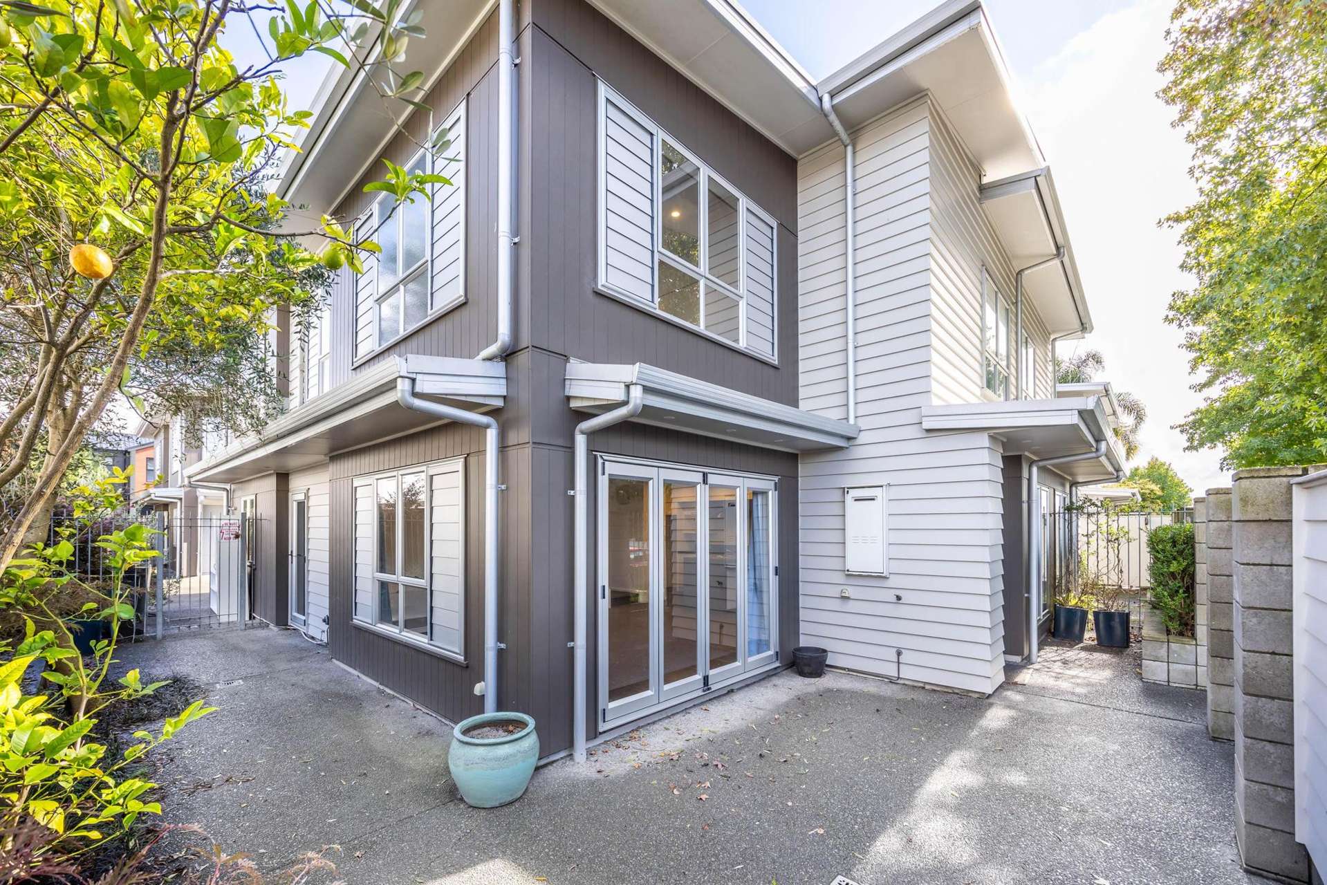 1D Charlemont Street Whitiora_0