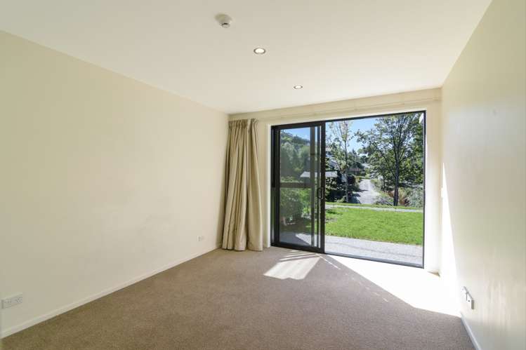 14/67 Andrews Road Queenstown_7
