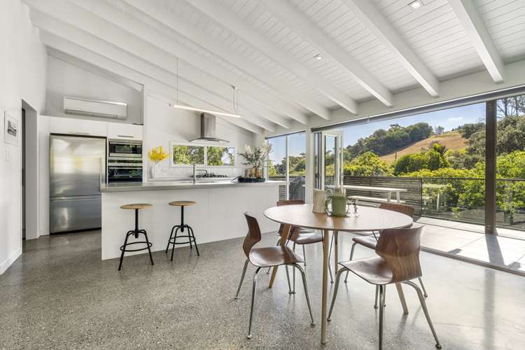 77 Onetangi Road Onetangi_1