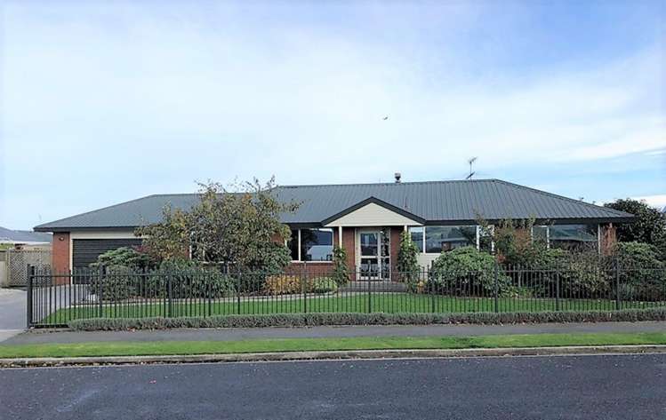 32 Silverstream Drive Mosgiel_0