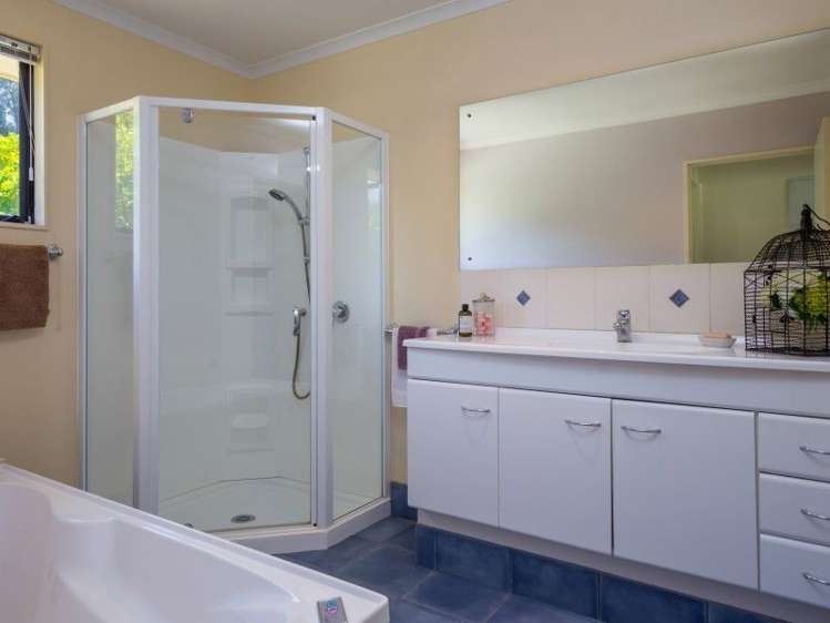 1827 Awatere Valley Road Awatere Valley_17