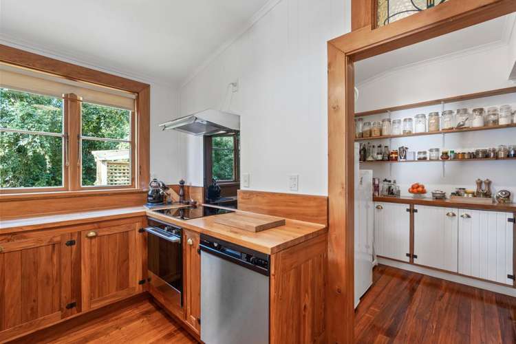 1 Howard Street Macandrew Bay_24